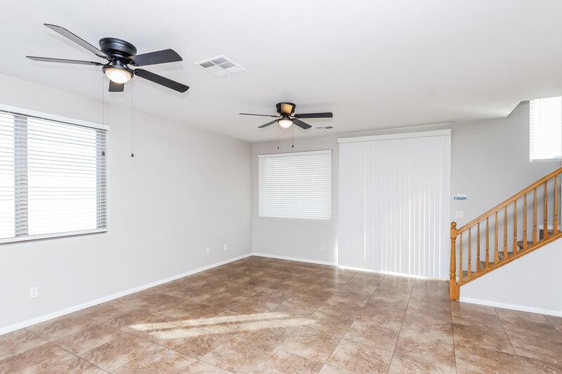 2,040/Mo, 748 Beechwheat Way Henderson, NV 89015 Living Room View 2