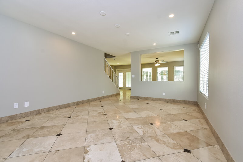 2,385/Mo, 8429 Shady Pines Dr Las Vegas, NV 89131 Family Room View