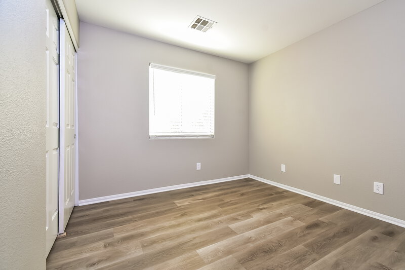 2,385/Mo, 8429 Shady Pines Dr Las Vegas, NV 89131 Bedroom View