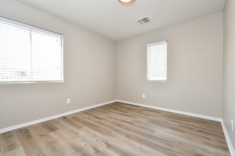 2,385/Mo, 8429 Shady Pines Dr Las Vegas, NV 89131 Bedroom View 2