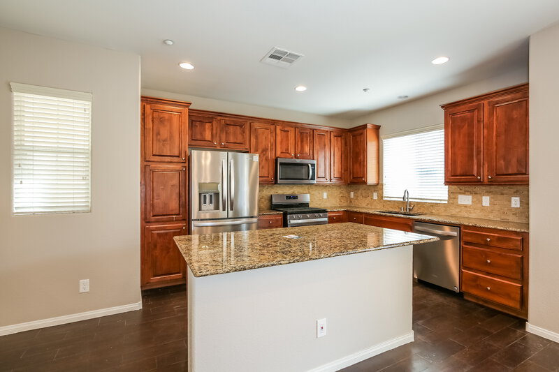 2,445/Mo, 6640 Weeping Pine St Las Vegas, NV 89149 Kitchen View