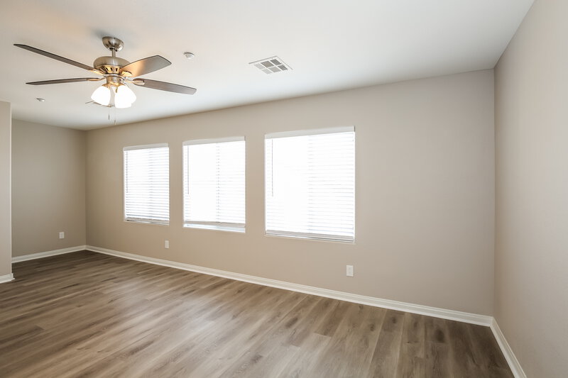 2,445/Mo, 6640 Weeping Pine St Las Vegas, NV 89149 Main Bedroom View