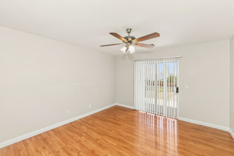 2,305/Mo, 891 Sweeping Vine Ave Las Vegas, NV 89183 Primary Bedroom View