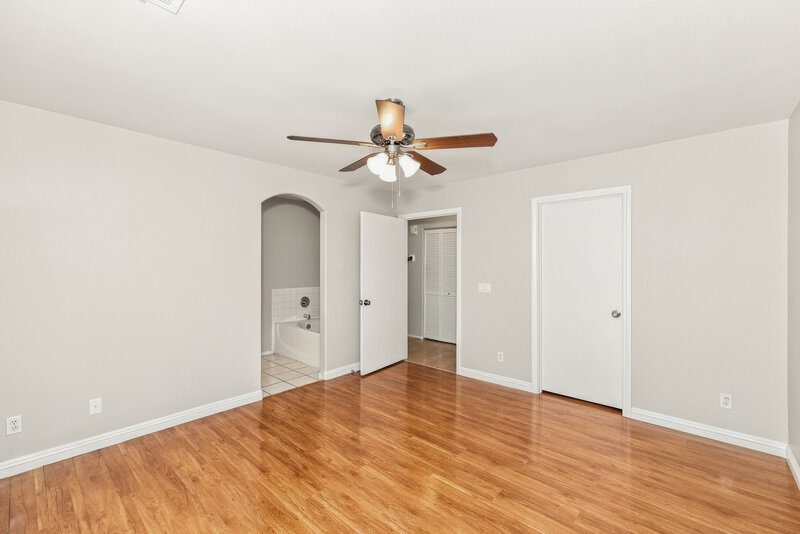 2,305/Mo, 891 Sweeping Vine Ave Las Vegas, NV 89183 Primary Bedroom View 2