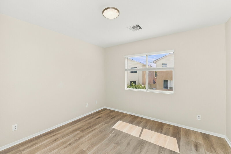 2,305/Mo, 891 Sweeping Vine Ave Las Vegas, NV 89183 Bedroom View