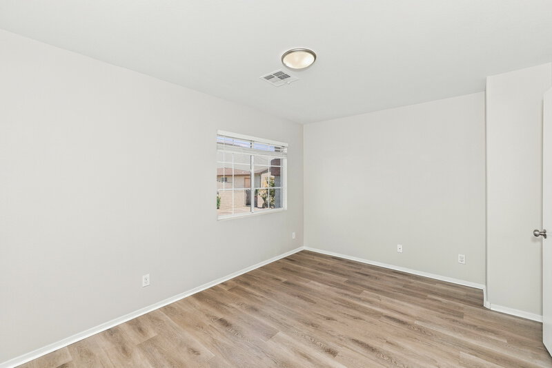 2,305/Mo, 891 Sweeping Vine Ave Las Vegas, NV 89183 Bedroom View 2