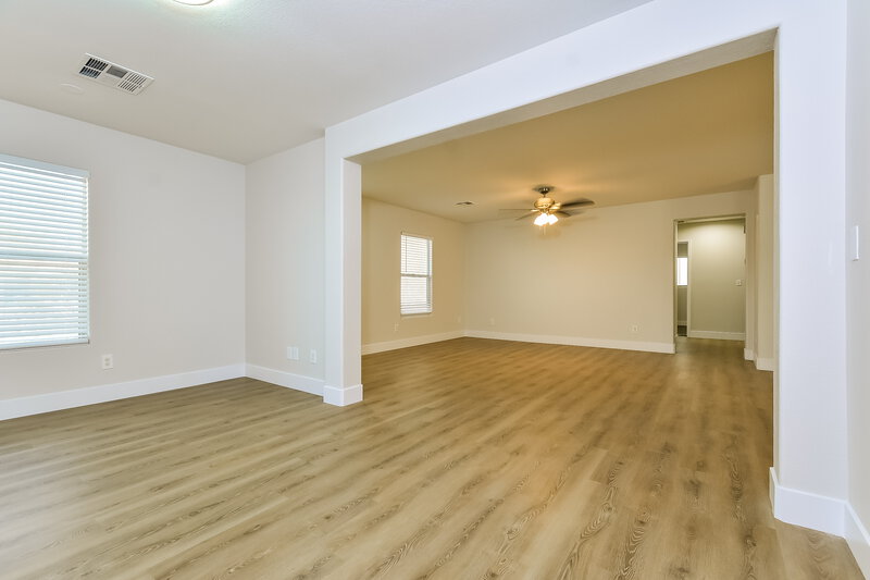 2,165/Mo, 785 Beach Park St Henderson, NV 89015 Den View