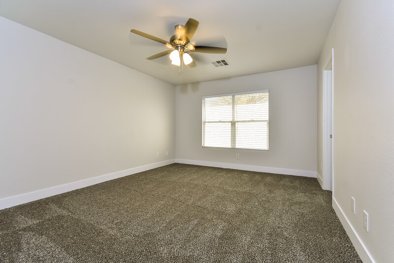 2,165/Mo, 785 Beach Park St Henderson, NV 89015 Main Bedroom View