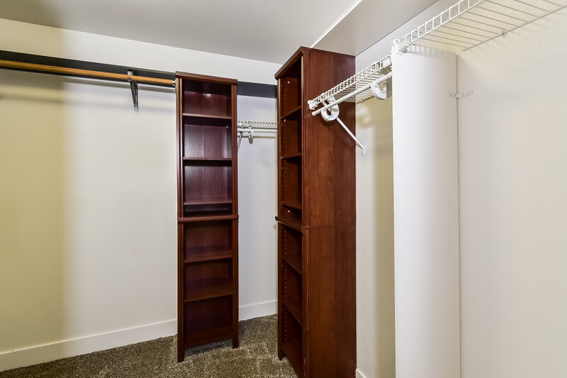 2,165/Mo, 785 Beach Park St Henderson, NV 89015 Walk In Closet View