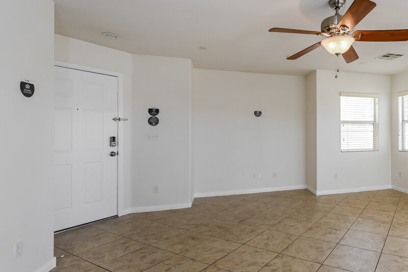 1,935/Mo, 1177 Nightmoss Ave Las Vegas, NV 89183 Foyer View