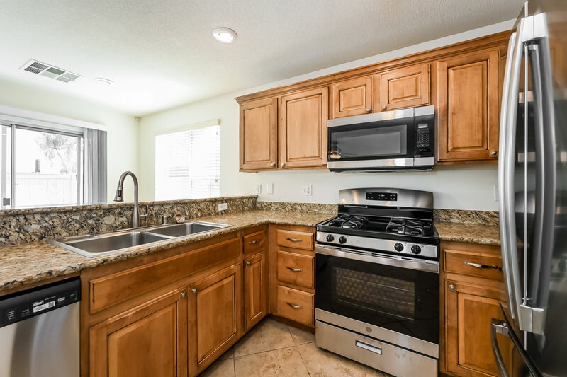 1,935/Mo, 1177 Nightmoss Ave Las Vegas, NV 89183 Kitchen View 2