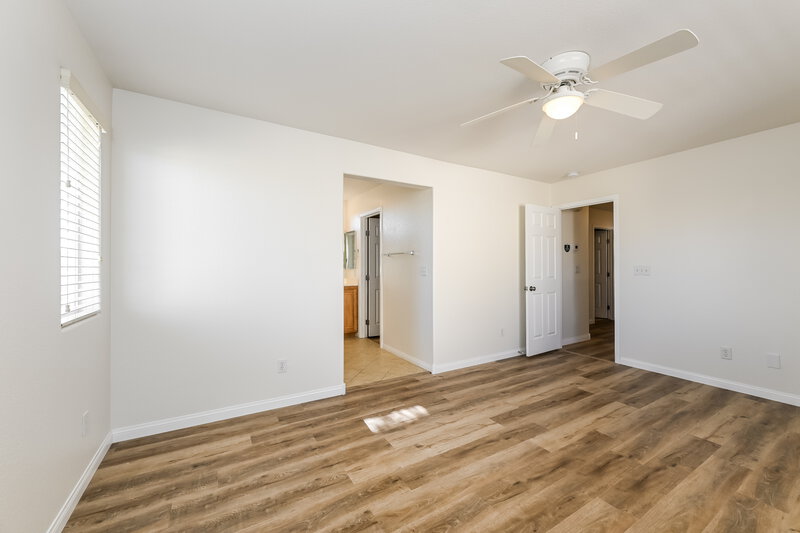 1,935/Mo, 1177 Nightmoss Ave Las Vegas, NV 89183 Main Bedroom View 2