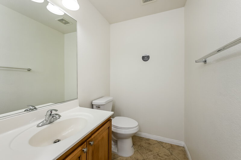1,935/Mo, 1177 Nightmoss Ave Las Vegas, NV 89183 Bathroom View 2