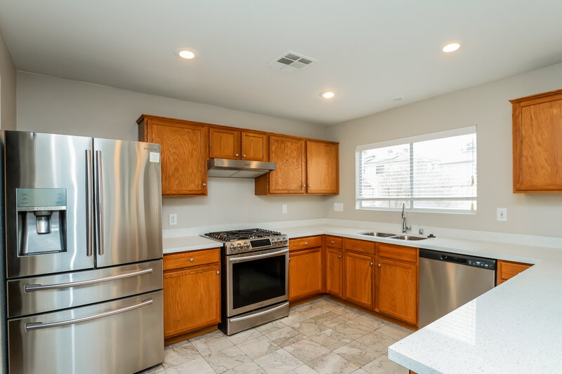 2,215/Mo, 716 Salt Flats Cir Henderson, NV 89011 Kitchen View