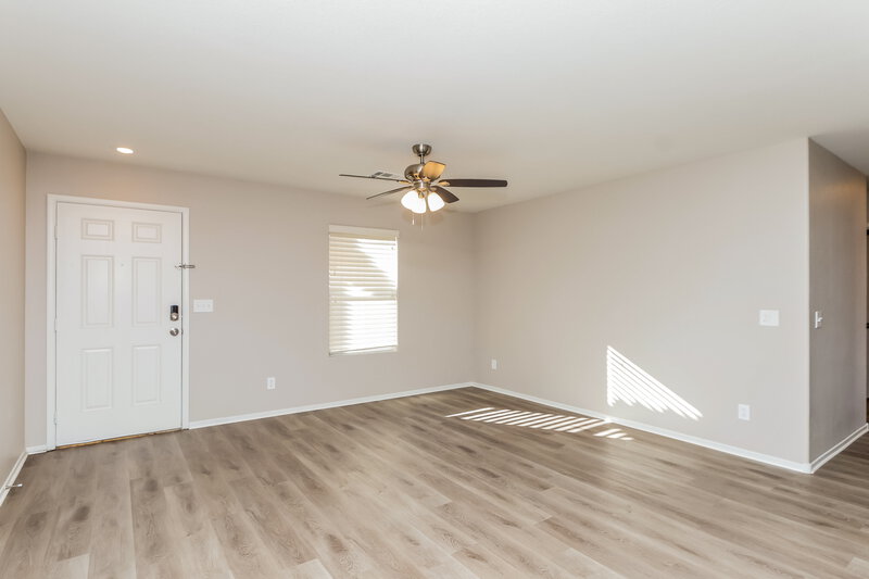 2,210/Mo, 248 Patti Ann Woods Dr Henderson, NV 89002 Living Room View 2