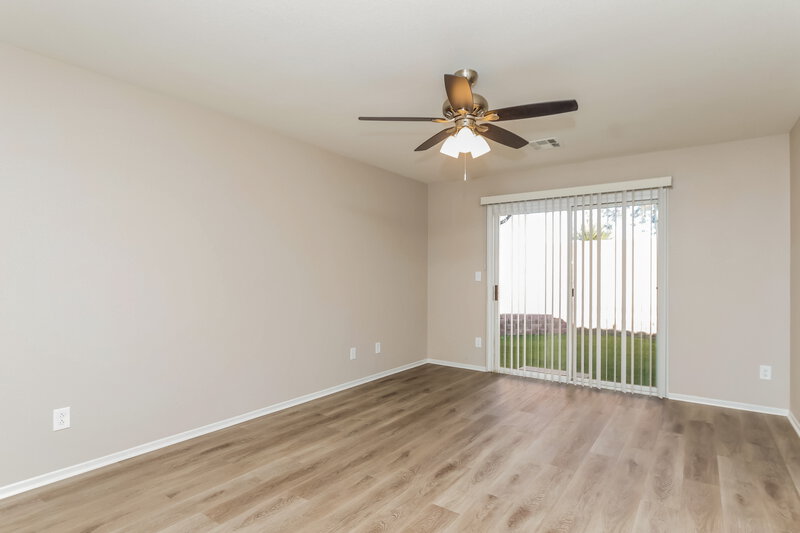 2,210/Mo, 248 Patti Ann Woods Dr Henderson, NV 89002 Main Bedroom View