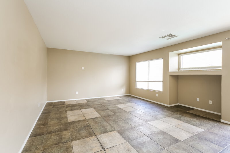 2,015/Mo, 3636 Beacon Point St Las Vegas, NV 89129 Living Room View