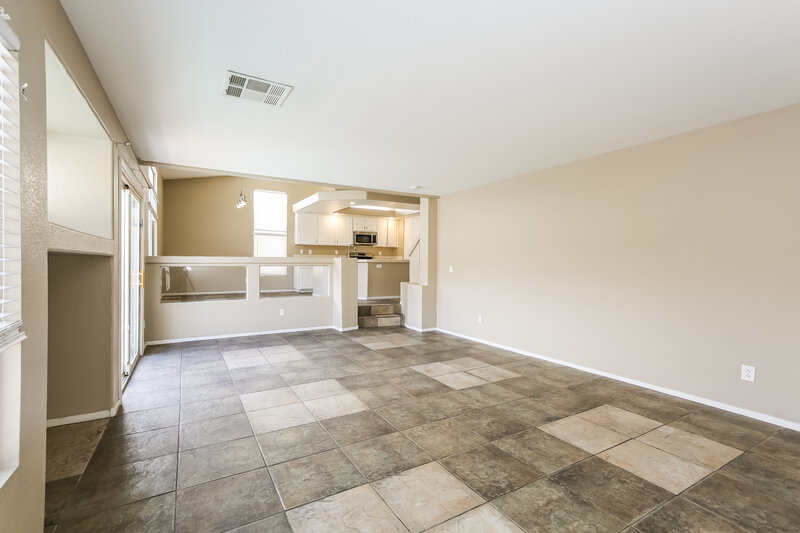 2,015/Mo, 3636 Beacon Point St Las Vegas, NV 89129 Dining Room View