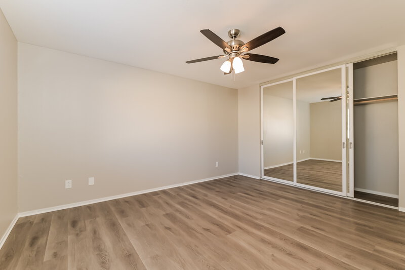 1,925/Mo, 996 Skyforest Dr Henderson, NV 89011 Main Bedroom View 2
