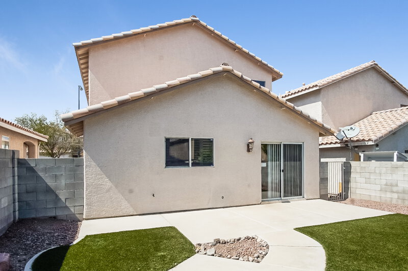 2,175/Mo, 9954 Shallot Ct Las Vegas, NV 89183 Rear View