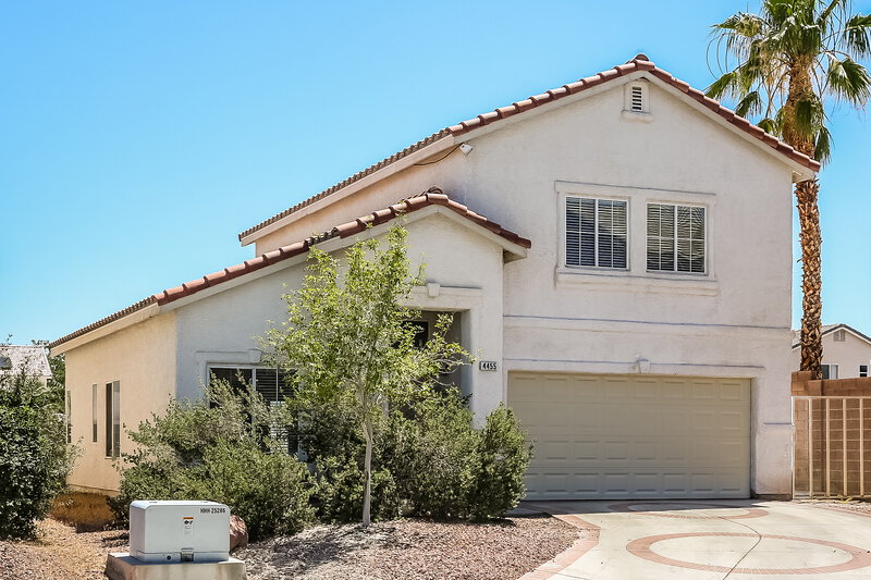 1,945/Mo, 4455 Scarlet Sea Ave North Las Vegas, NV 89031 Front View