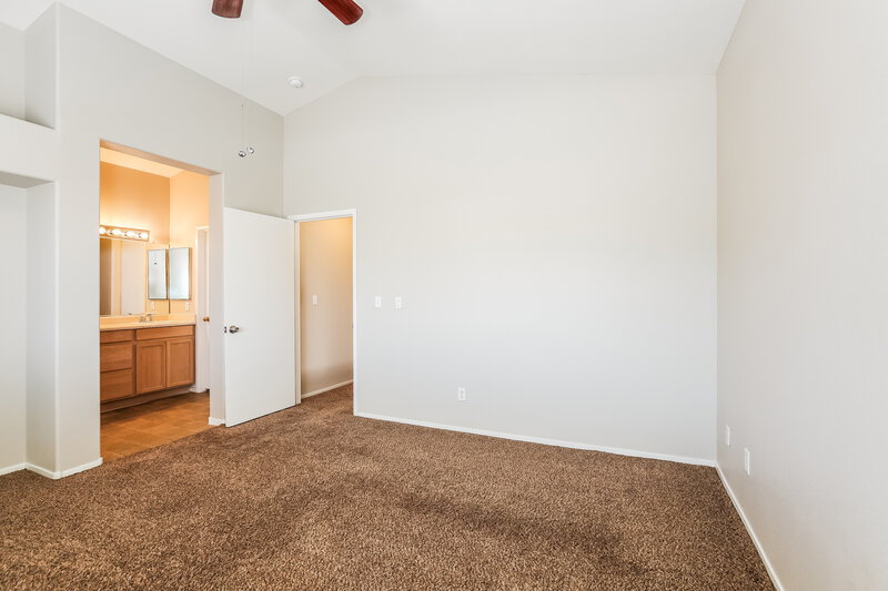 1,945/Mo, 4455 Scarlet Sea Ave North Las Vegas, NV 89031 Main Bedroom View
