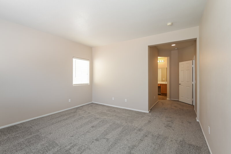 1,945/Mo, 1710 Paradise Reef Ave North Las Vegas, NV 89031 Main Bedroom View 2