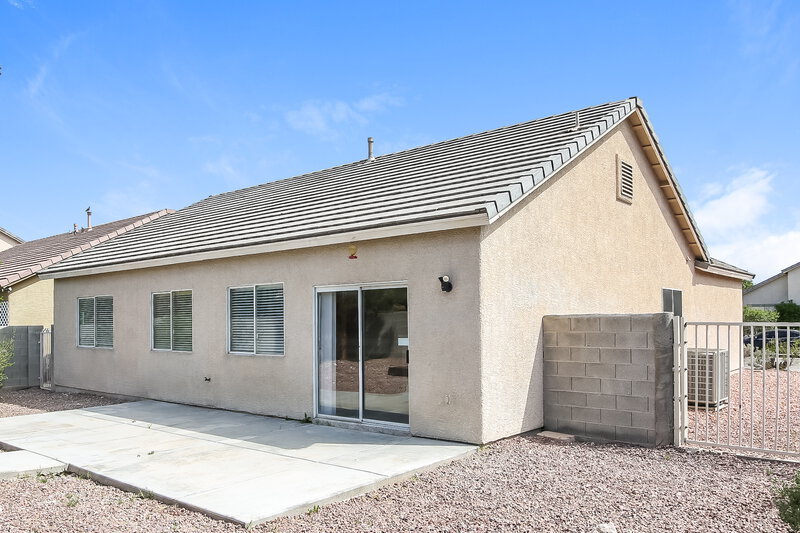 1,945/Mo, 1710 Paradise Reef Ave North Las Vegas, NV 89031 Rear View