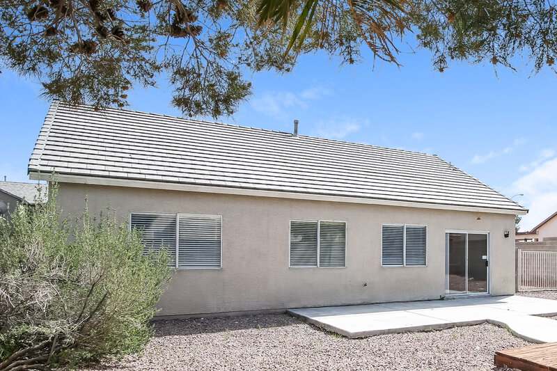 1,945/Mo, 1710 Paradise Reef Ave North Las Vegas, NV 89031 Rear View 2