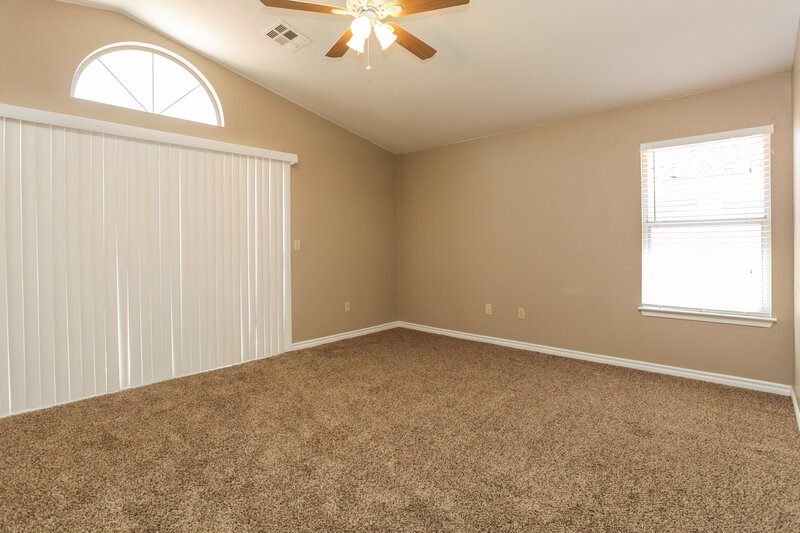 2,115/Mo, 1612 Blanco Dr North Las Vegas, NV 89031 Master Bedroom View