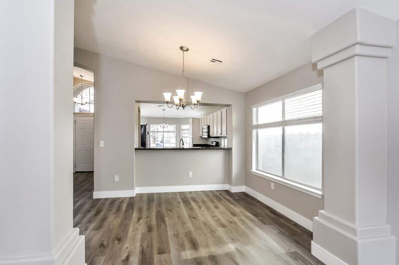2,205/Mo, 1612 Blanco Dr North Las Vegas, NV 89031 Dining Room View