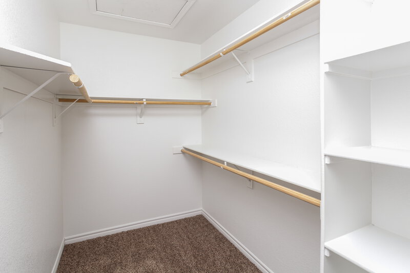 2,115/Mo, 1612 Blanco Dr North Las Vegas, NV 89031 Walk In Closet View