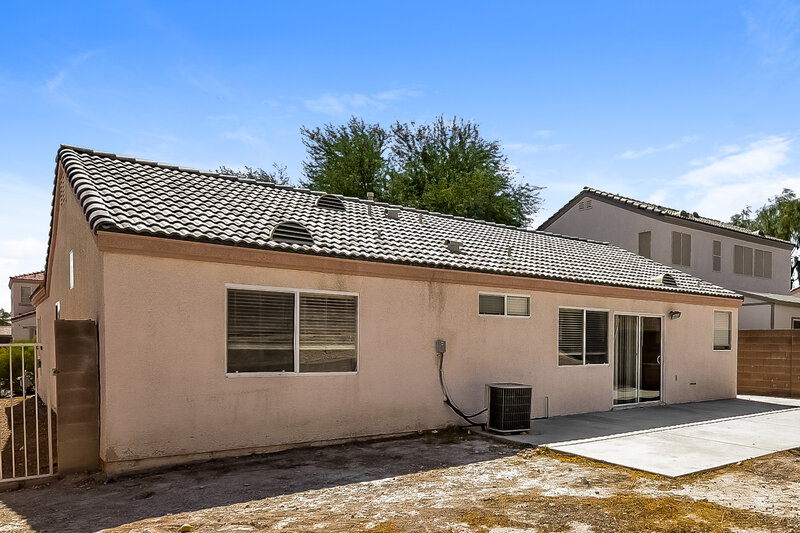 1,750/Mo, 3830 Canary Creek Ave North Las Vegas, NV 89031 Rear View