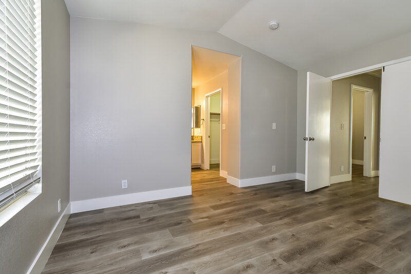 2,285/Mo, 7313 Wandering Star Court Las Vegas, NV 89131 Main Bedroom View