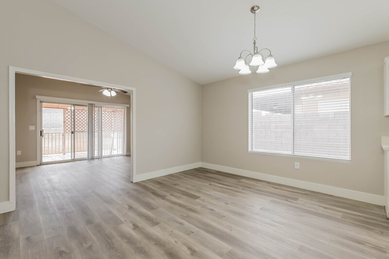 1,960/Mo, 1719 Anchor Dr North Las Vegas, NV 89032 Dining Room View