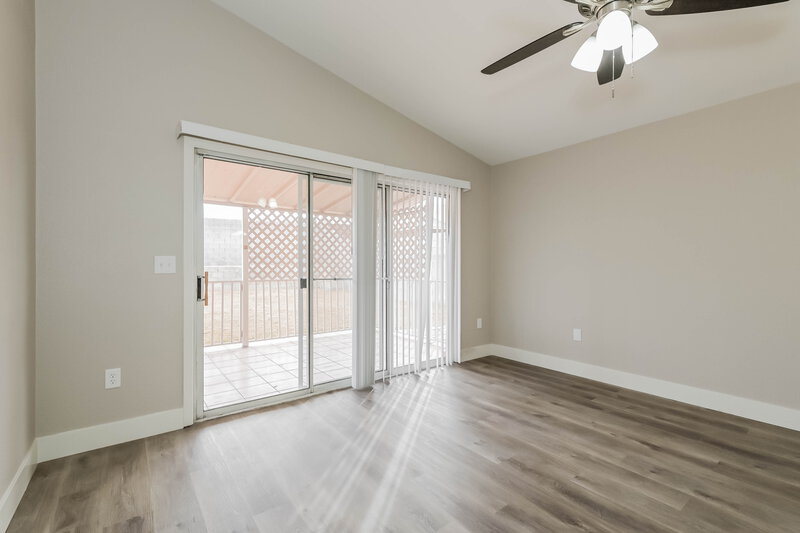 1,960/Mo, 1719 Anchor Dr North Las Vegas, NV 89032 Family Room View