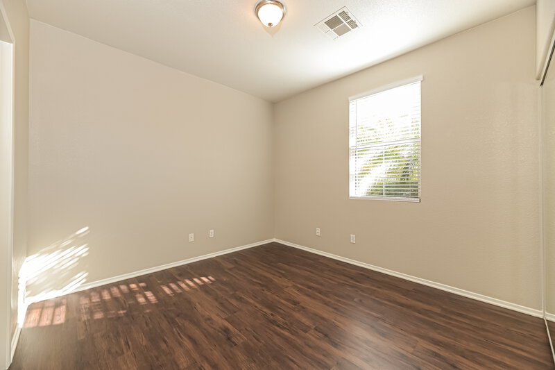 2,250/Mo, 9048 Blue Raven Ave Las Vegas, NV 89143 Bedroom View 2