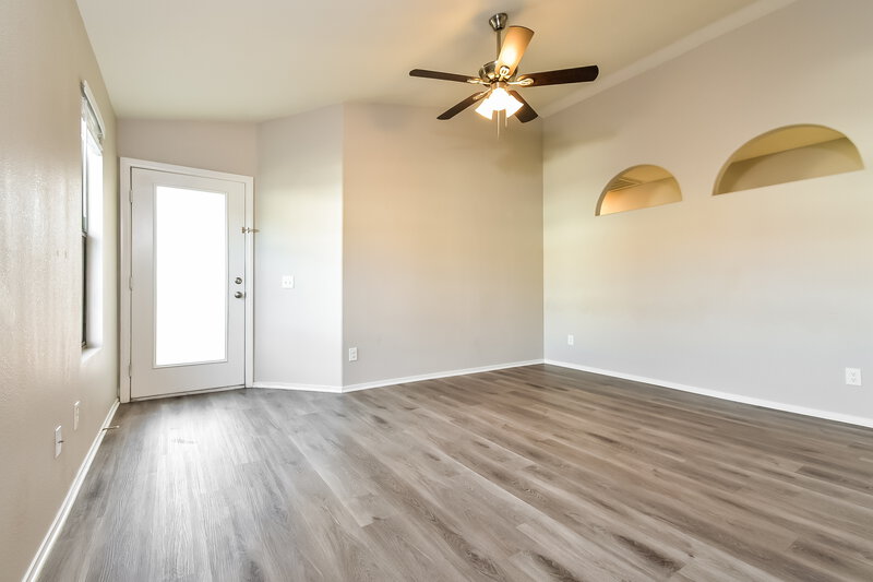 1,975/Mo, 4828 Rush Springs Dr Las Vegas, NV 89139 Living Room View