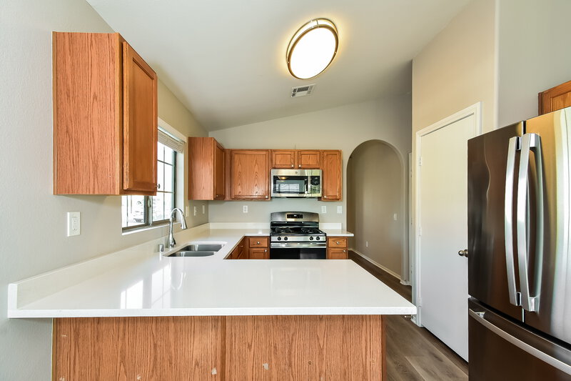 1,975/Mo, 4828 Rush Springs Dr Las Vegas, NV 89139 Kitchen View 2
