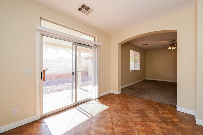 1,950/Mo, 1085 Wild Fern Ct Las Vegas, NV 89183 Dining Room View