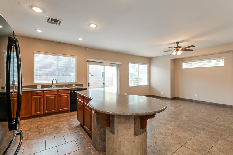 2,065/Mo, 9277 Lost Shanty Ct Las Vegas, NV 89178 Kitchen View 2