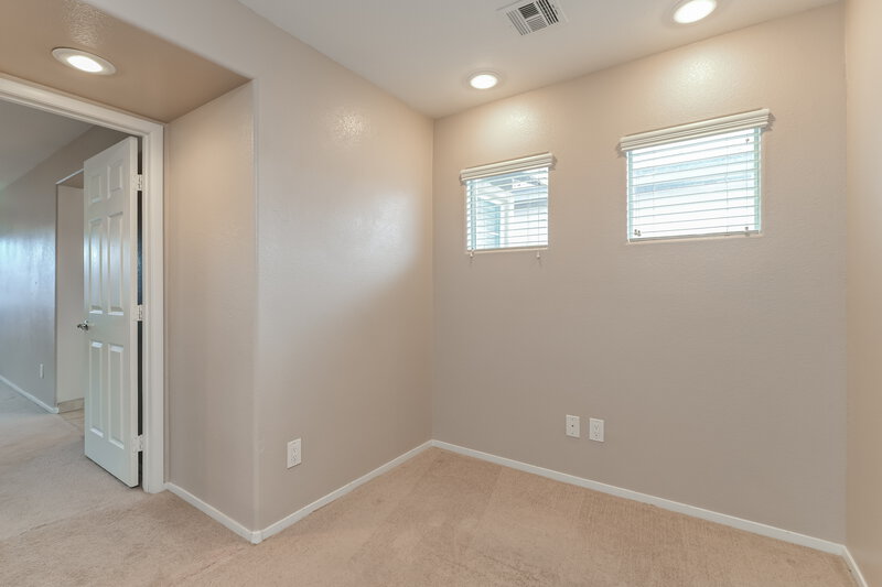 2,065/Mo, 9277 Lost Shanty Ct Las Vegas, NV 89178 Bedroom View 3