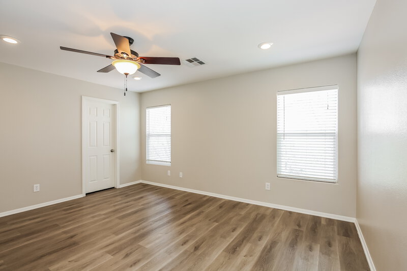 2,295/Mo, 5040 Diamond Ranch Ave Las Vegas, NV 89131 Main Bedroom View 2