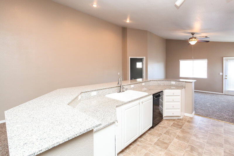 2,155/Mo, 8316 Impatients Ave Las Vegas, NV 89131 Kitchen View