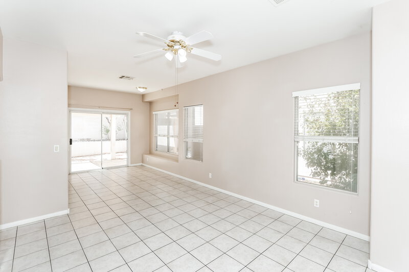 2,850/Mo, 1051 Little Rock Way Las Vegas, NV 89123 Dining Room View