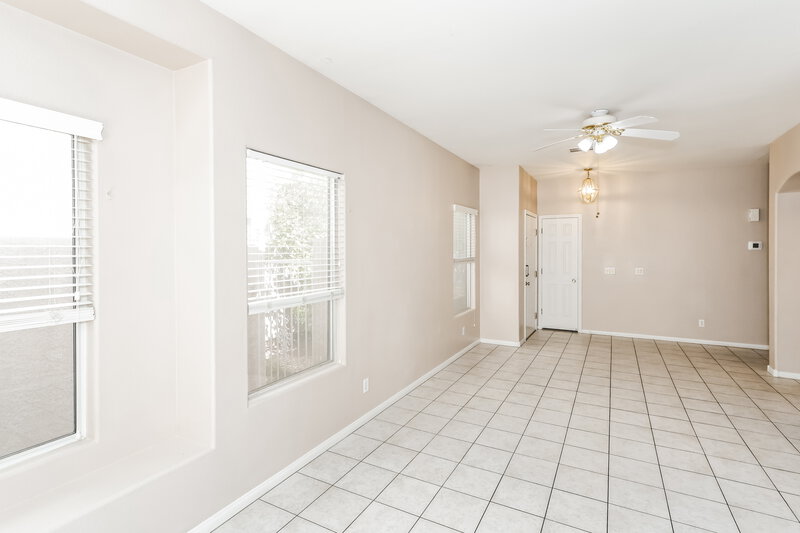 2,850/Mo, 1051 Little Rock Way Las Vegas, NV 89123 Dining Room View 2