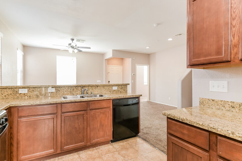 1,875/Mo, 967 Wembly Hills Pl Henderson, NV 89011 Kitchen View 2