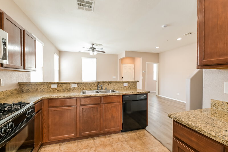 2,075/Mo, 967 Wembly Hills Pl Henderson, NV 89011 Kitchen View 2