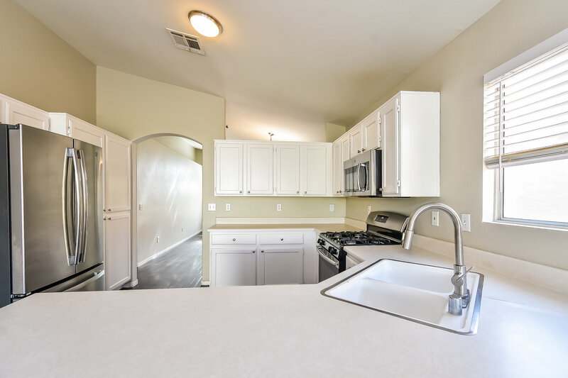 1,920/Mo, 7032 Village Shore Court Las Vegas, NV 89129 Kitchen View 2