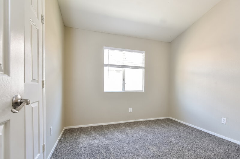 1,920/Mo, 7032 Village Shore Court Las Vegas, NV 89129 Bedroom View